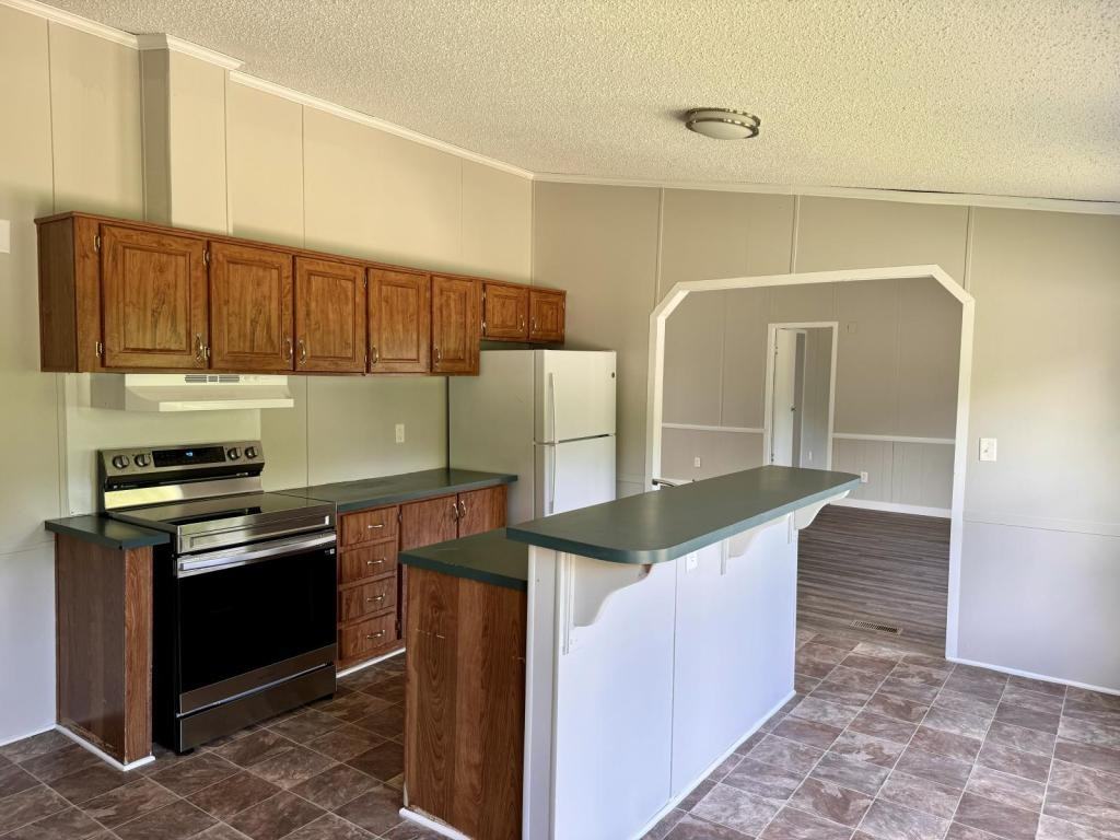 5936 Tolleson Rd - Photo 3 of 16