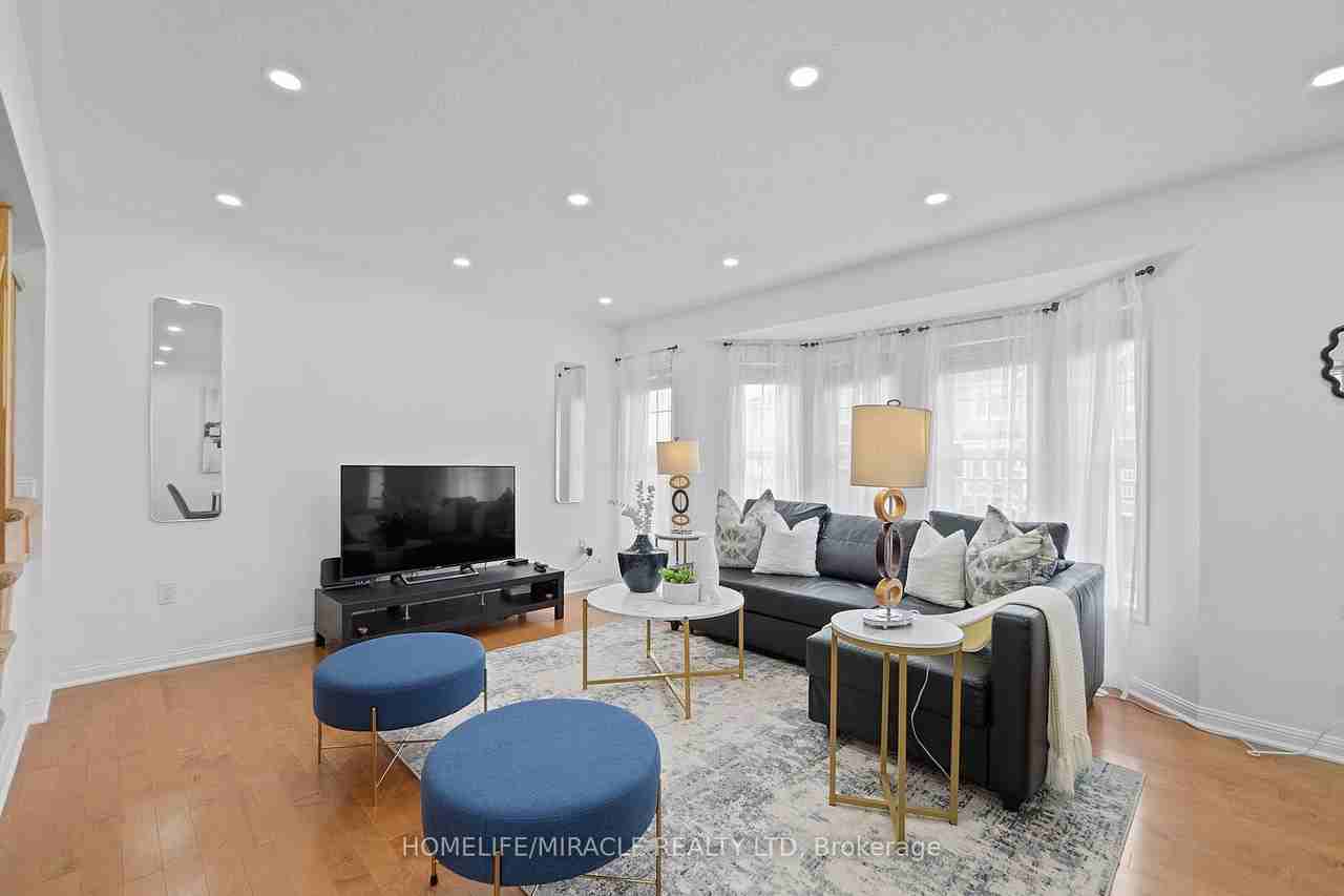 34 Suitor Crt - Photo 2 of 5