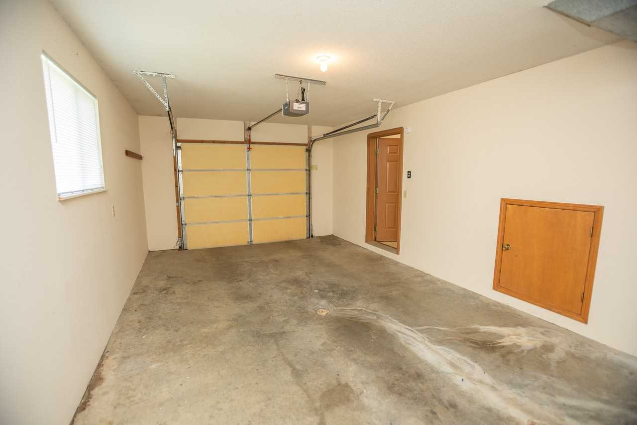 1810 Almarie Ct - Photo 3 of 28