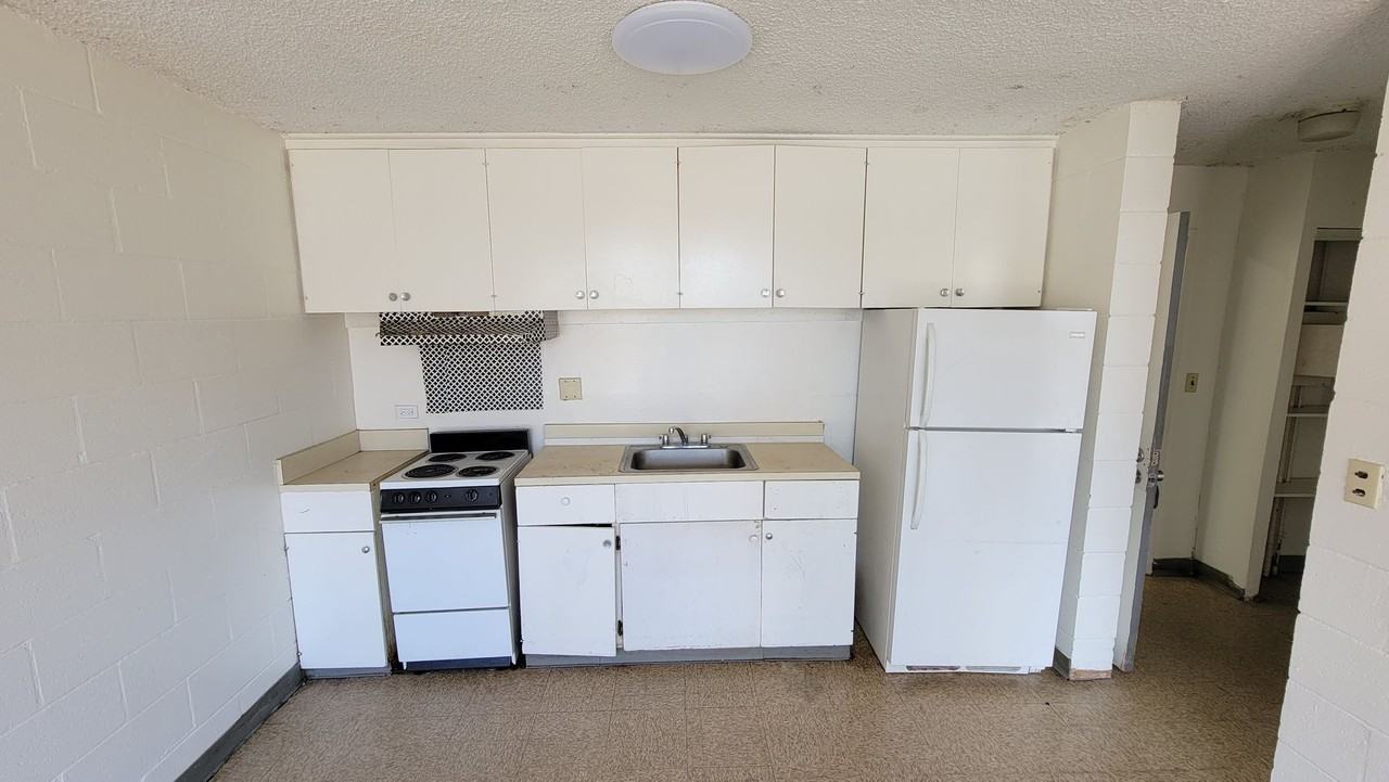 1416 Middle St - Photo 2 of 11