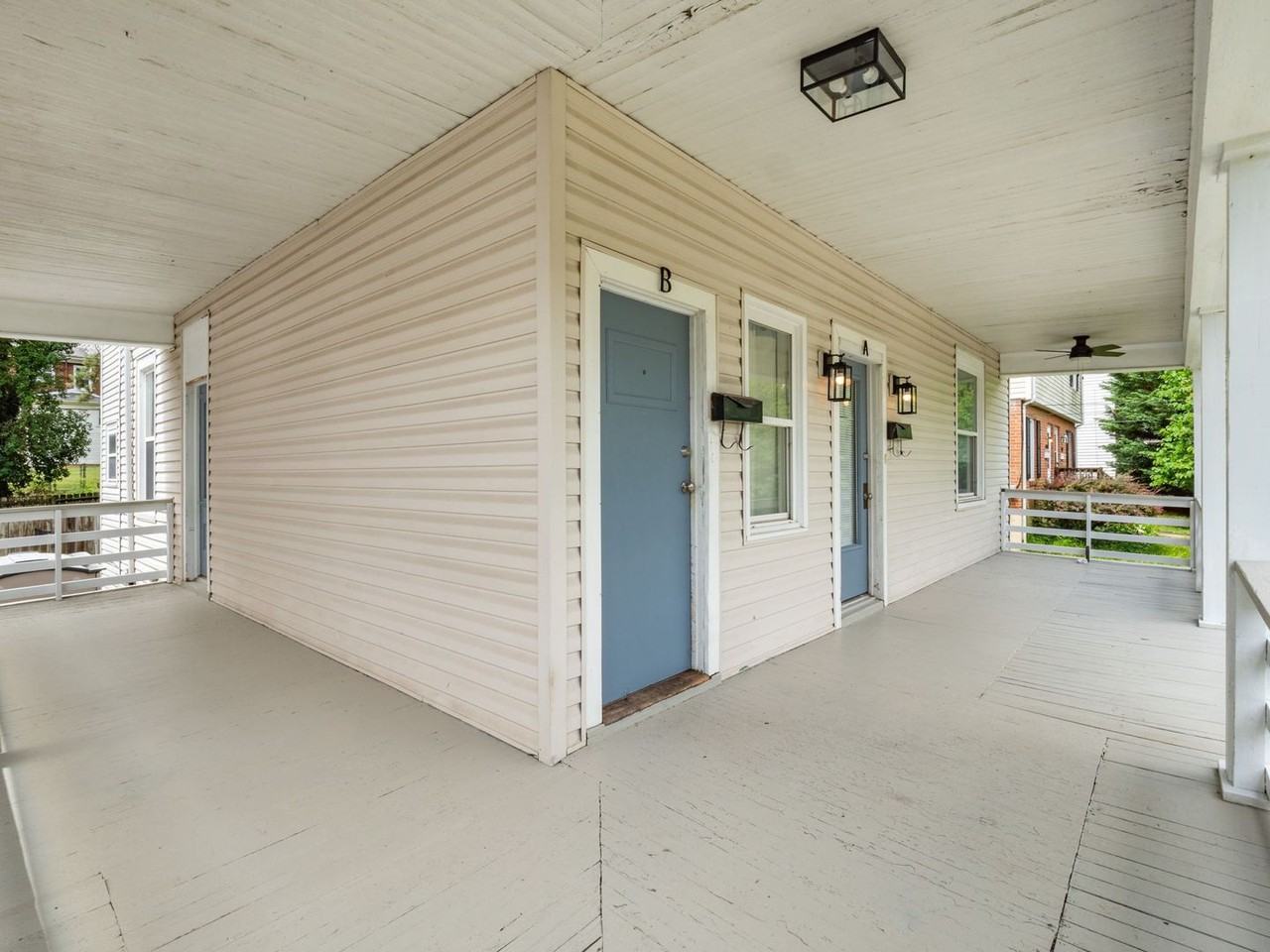 926 Winona - Photo 3 of 27