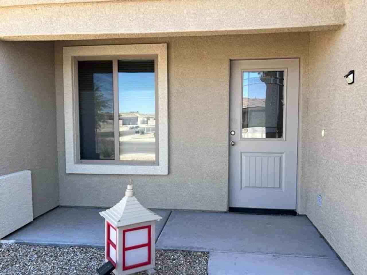 2843 E Luna Vis - Photo 3 of 32