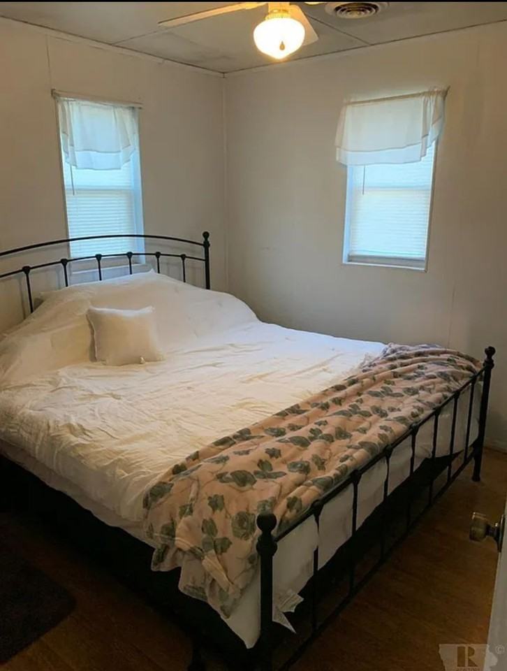 403 10th Ave - Photo 3 of 6