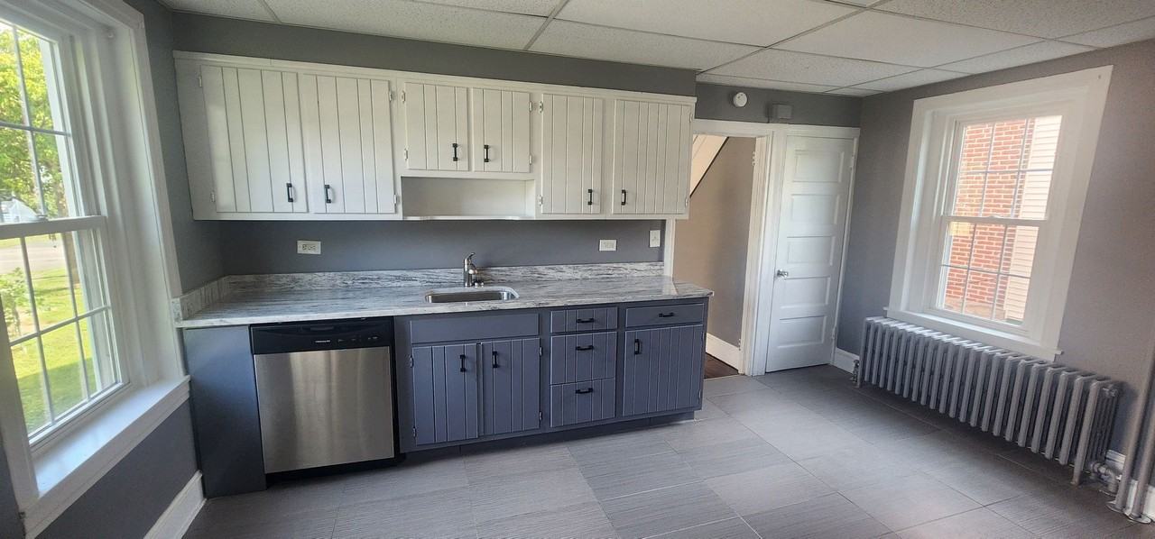 17 Chestnut Pkwy - Photo 2 of 17