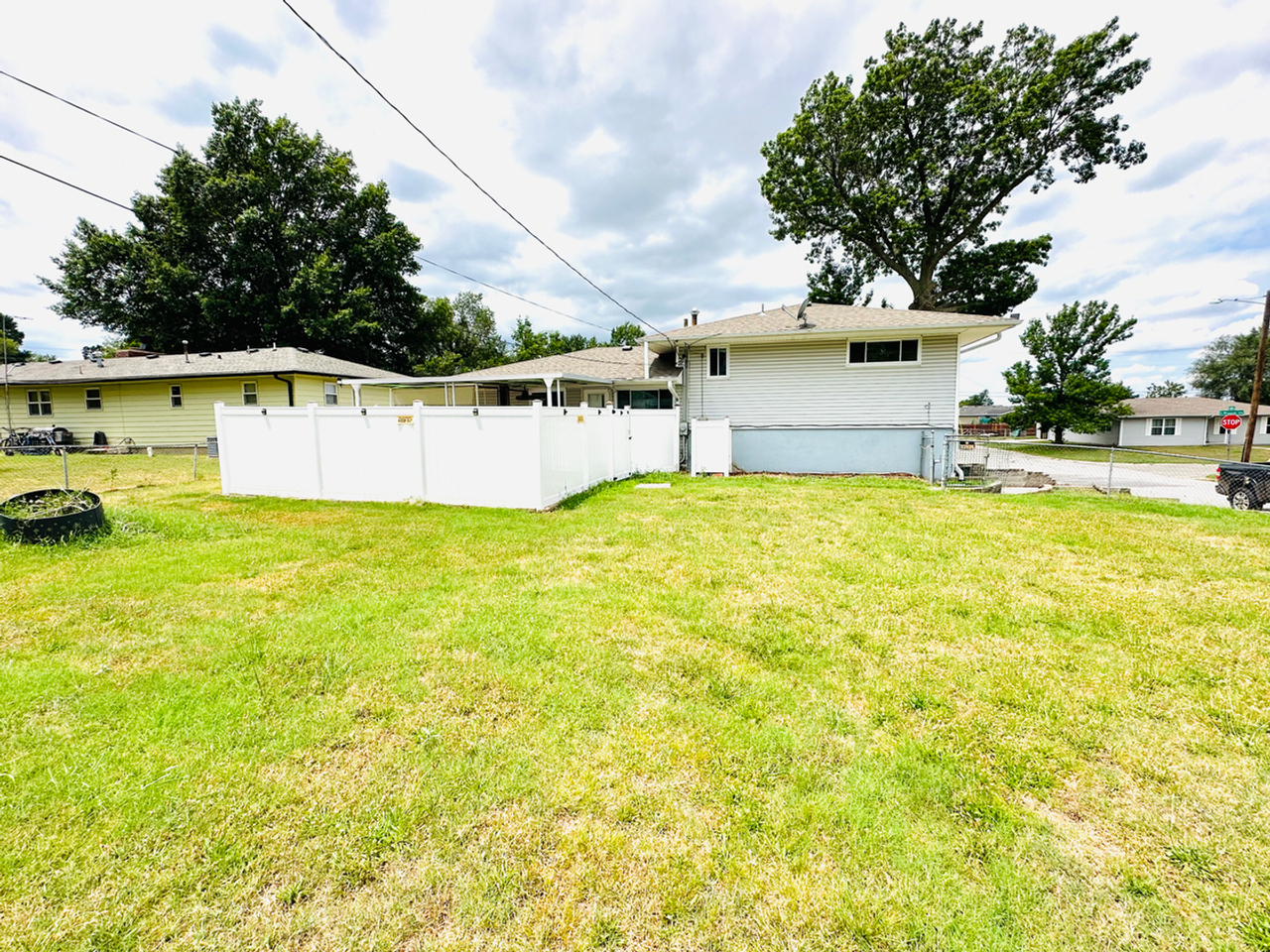 2801 S Minnesota Ave - Photo 4 of 18