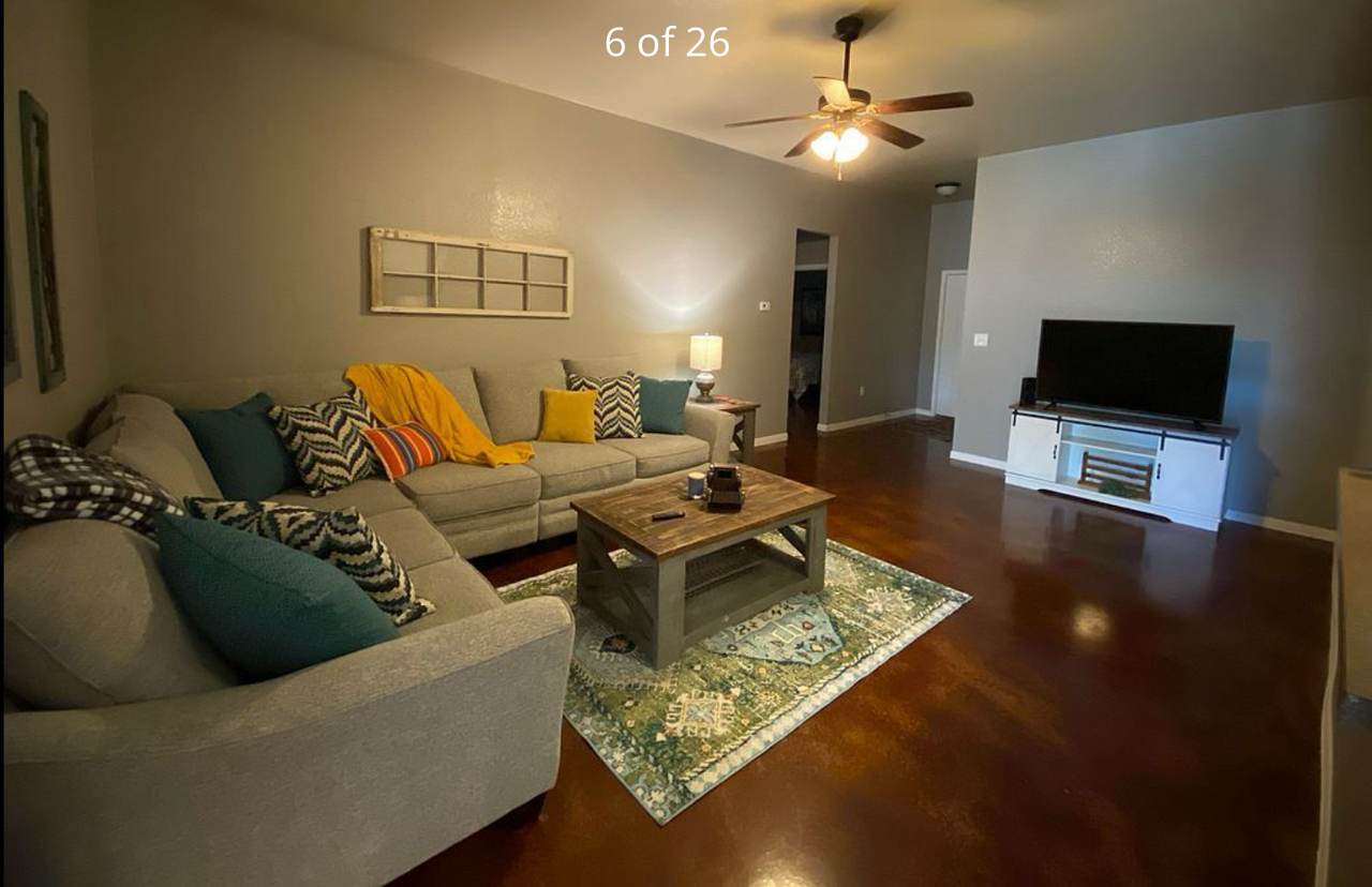 116 Surrey Ln #500B - Photo 3 of 11