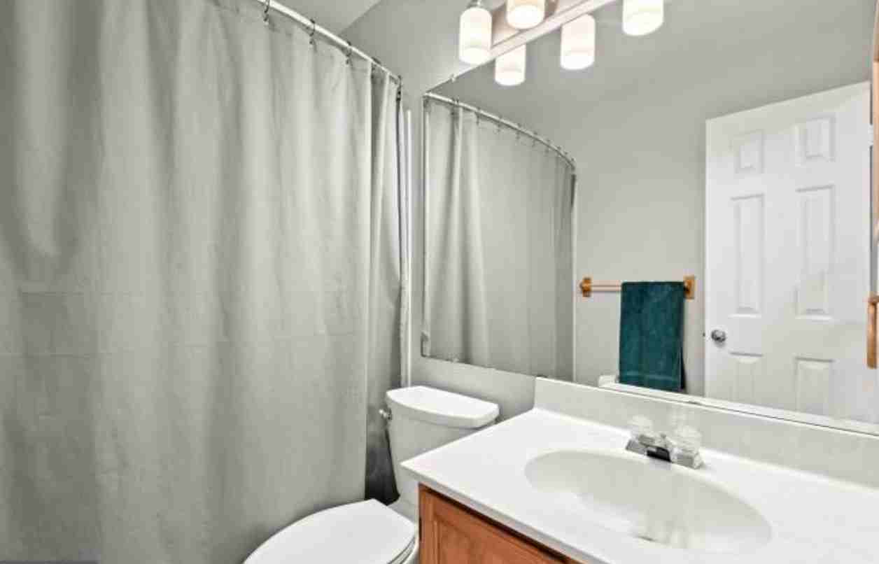 12909 Summer Hill Dr #NA - Photo 6 of 17