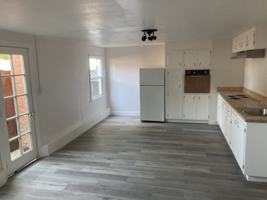 featured image of 925 Hargus Ave #D