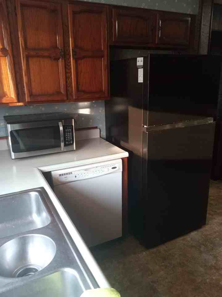 492 S Main St #NA - Photo 2 of 10