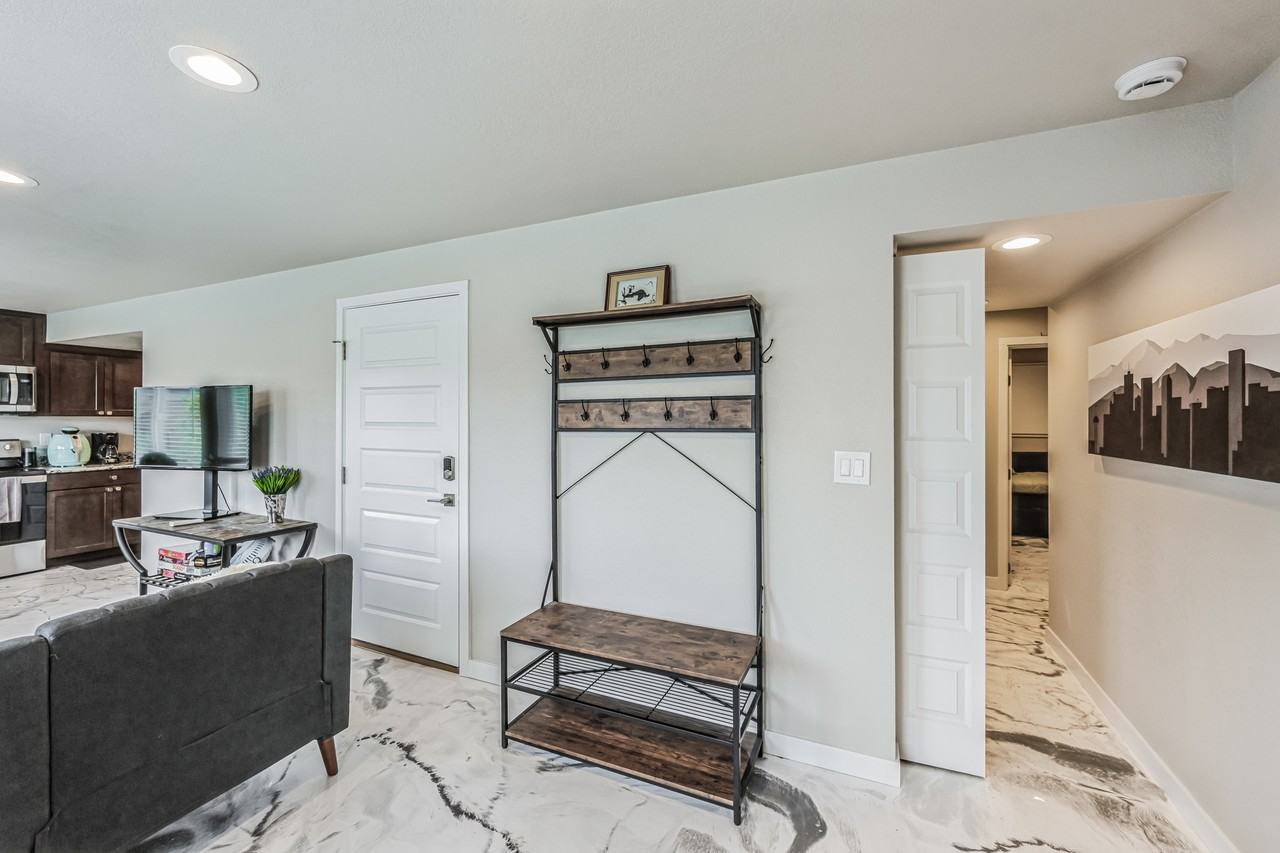 14341 Mosaic Ave #B - Photo 6 of 25