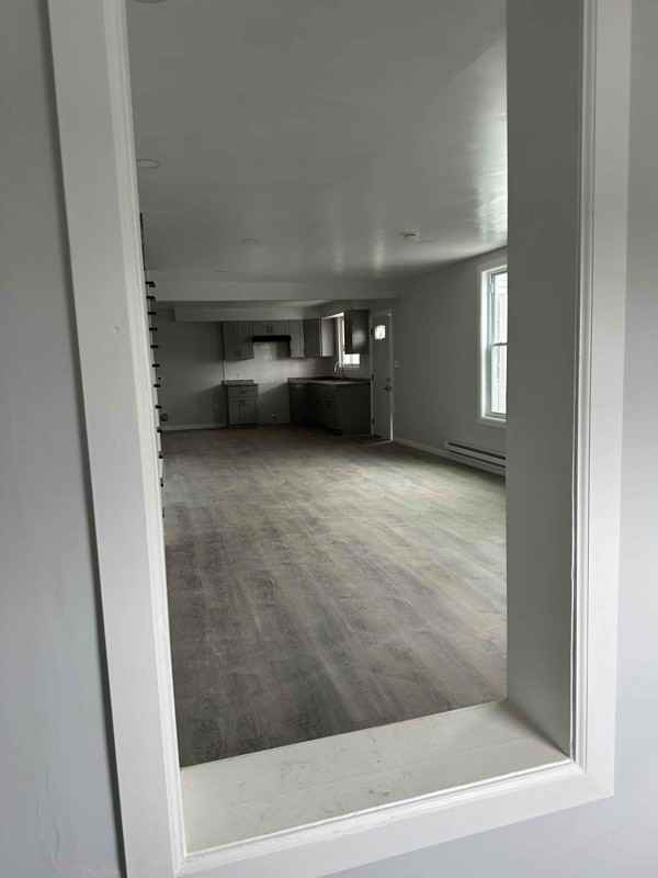 535 W State St - Photo 2 of 10