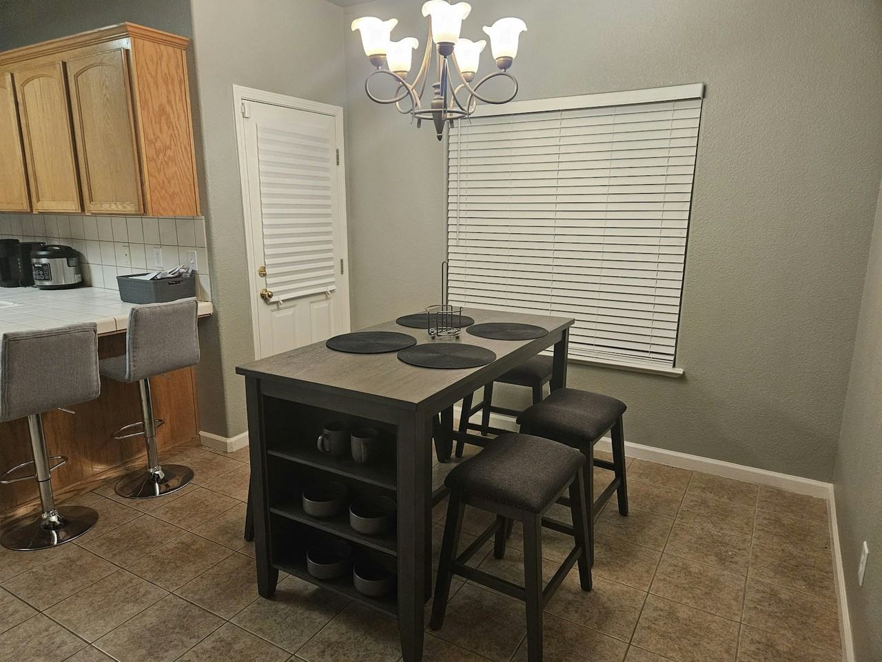 1595 Ronnie Court - Photo 7 of 8