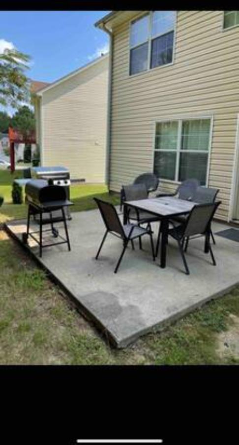 Little Hampton Ct Se - Photo 3 of 11