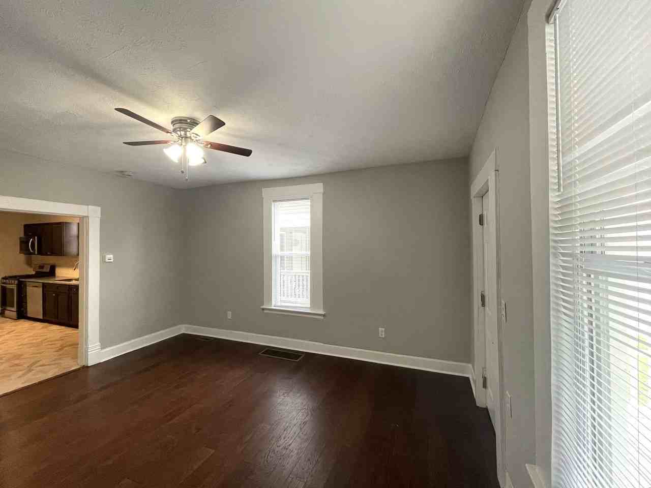 85 Reeb Ave - Photo 6 of 23