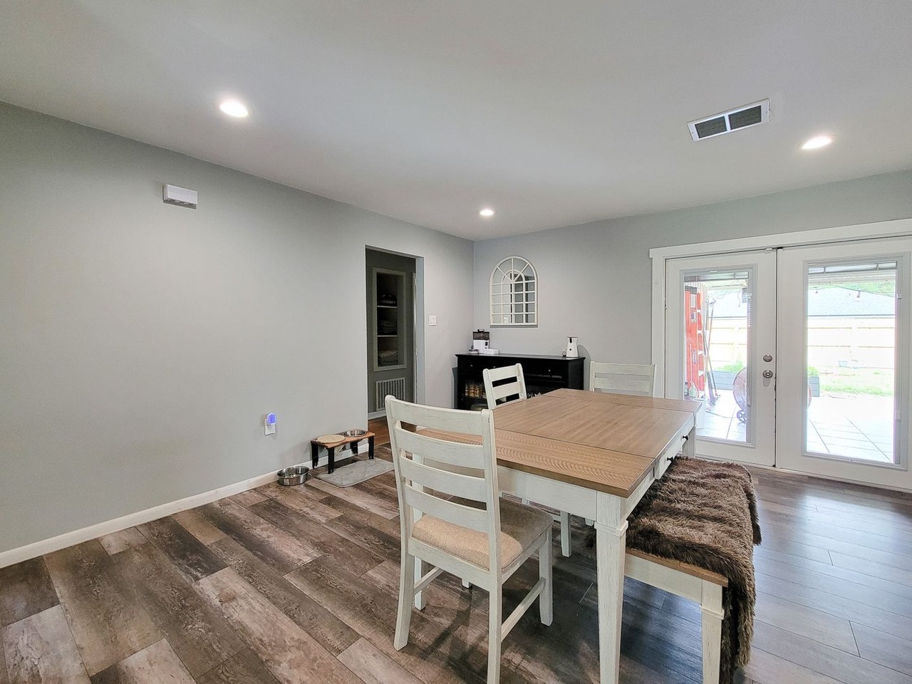 4405 W 43rd St - Photo 5 of 33