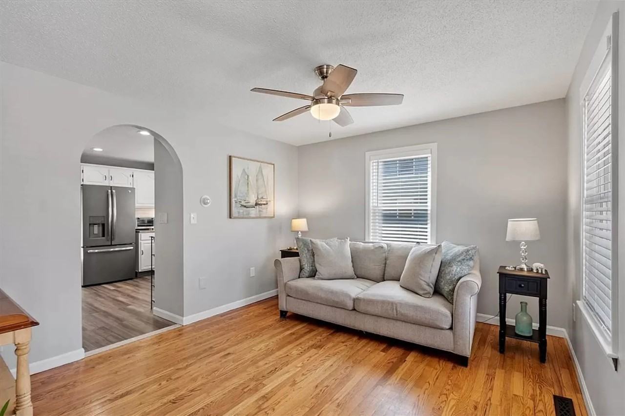 17 1st St - Photo 2 of 21