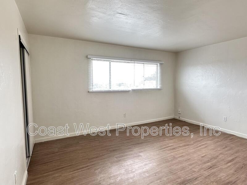 3906 Witherby St - Photo 2 of 10