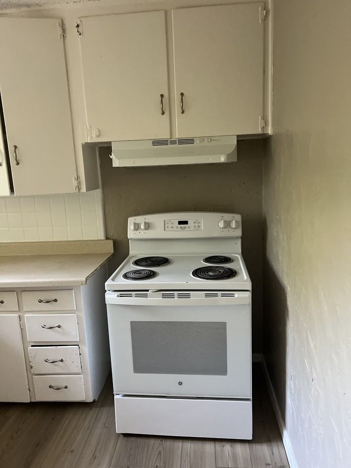 6509 Se 15th St - Photo 4 of 14