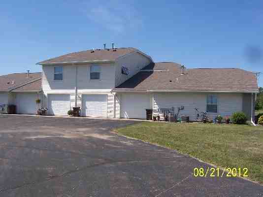 Meadowlands Townhomes - Photo 3 of 9
