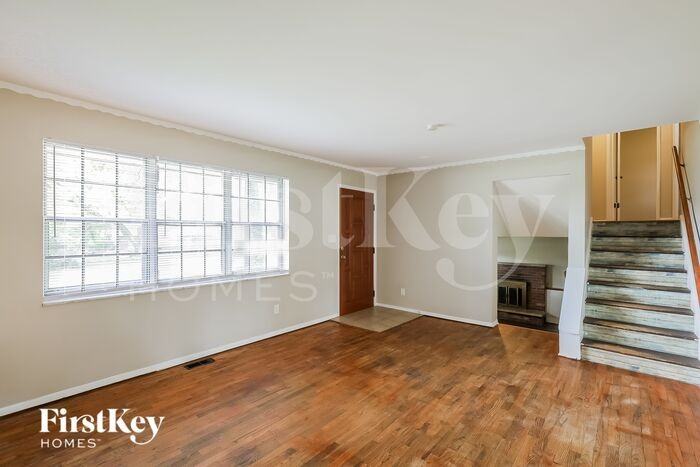 3618 Ferncliff Ave - Photo 2 of 16