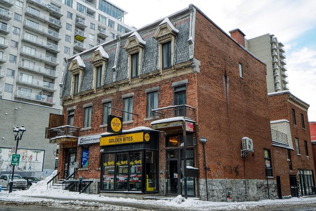 1214 Rue Saint-Denis #8 - Photo 5 of 13