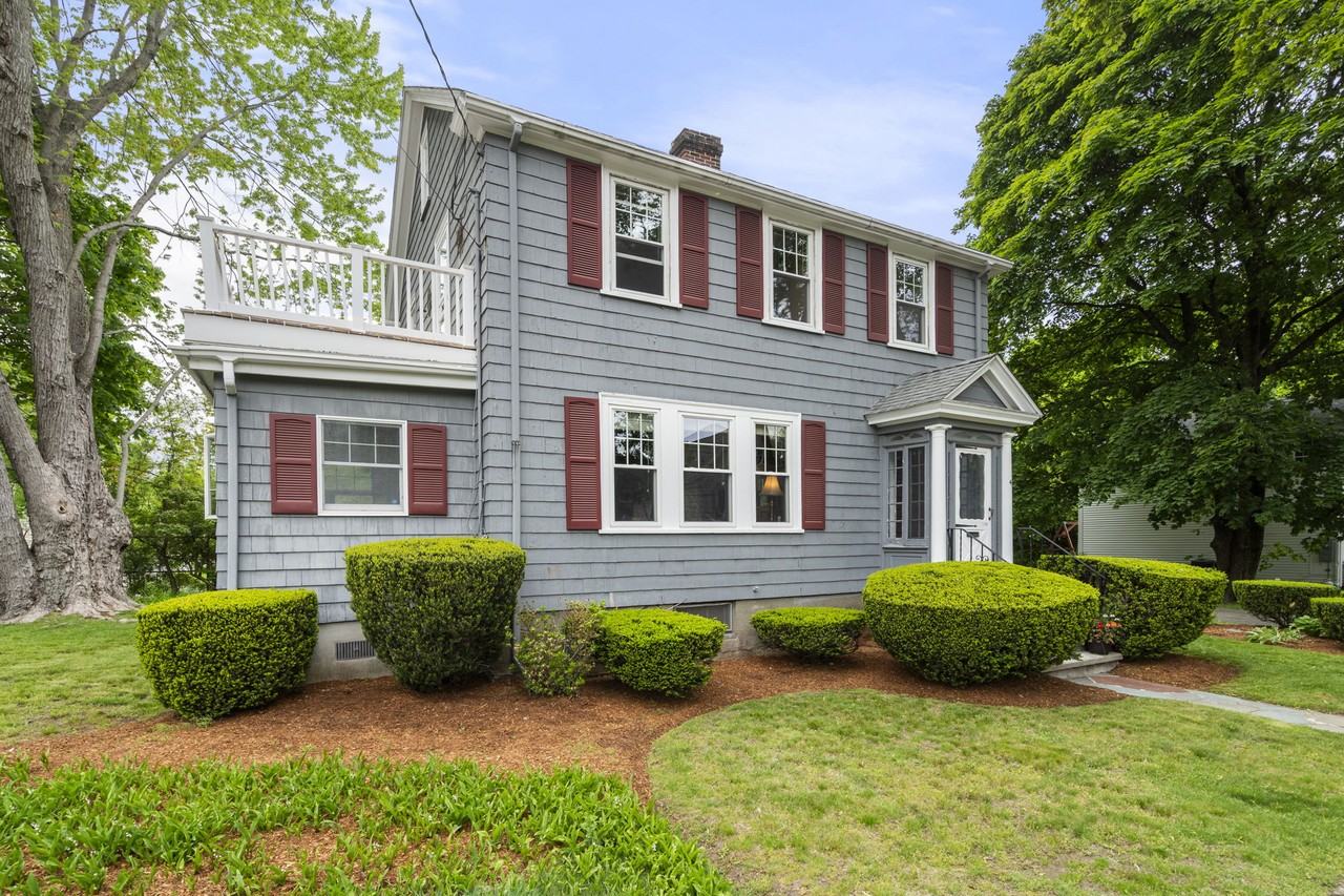 4 Henshaw Place - Photo 2 of 31