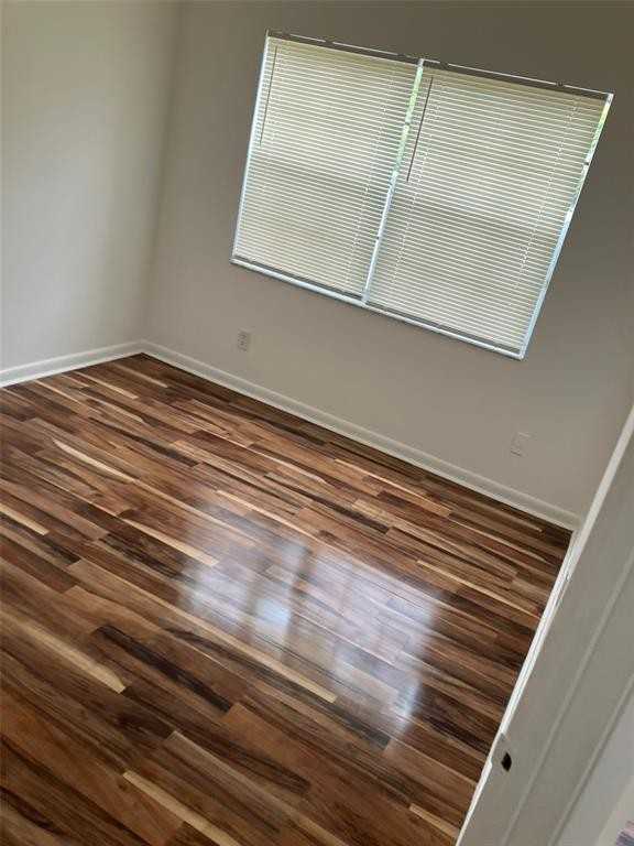 820 Cypress Park Way - Photo 6 of 9