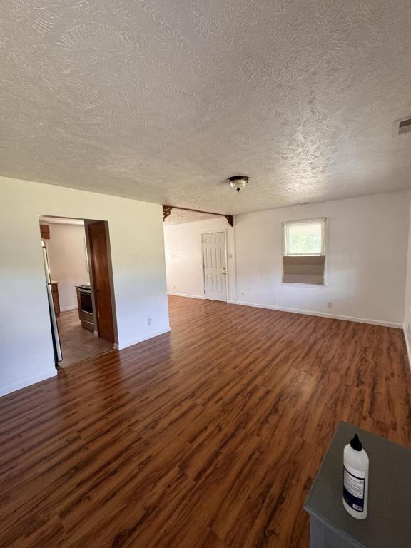 2182 Alamac Rd - Photo 7 of 11