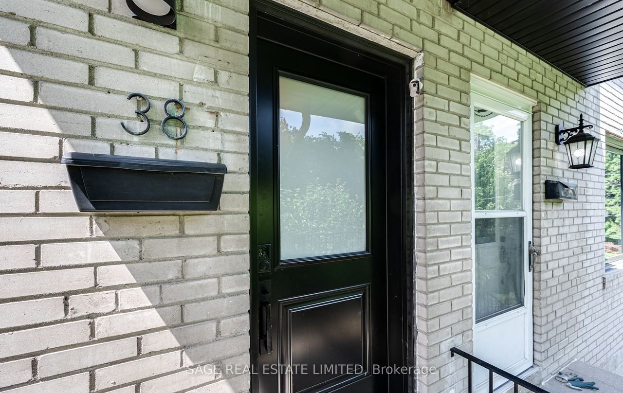 38 Juliana Court - Photo 2 of 26