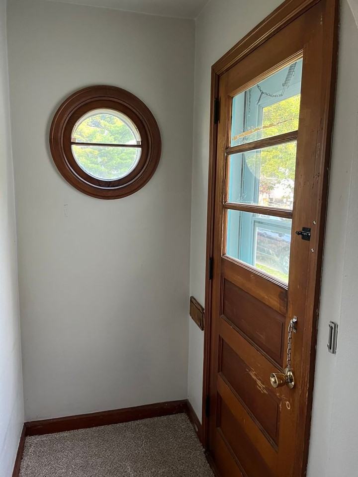 1714 S 7th Ave - Photo 2 of 12