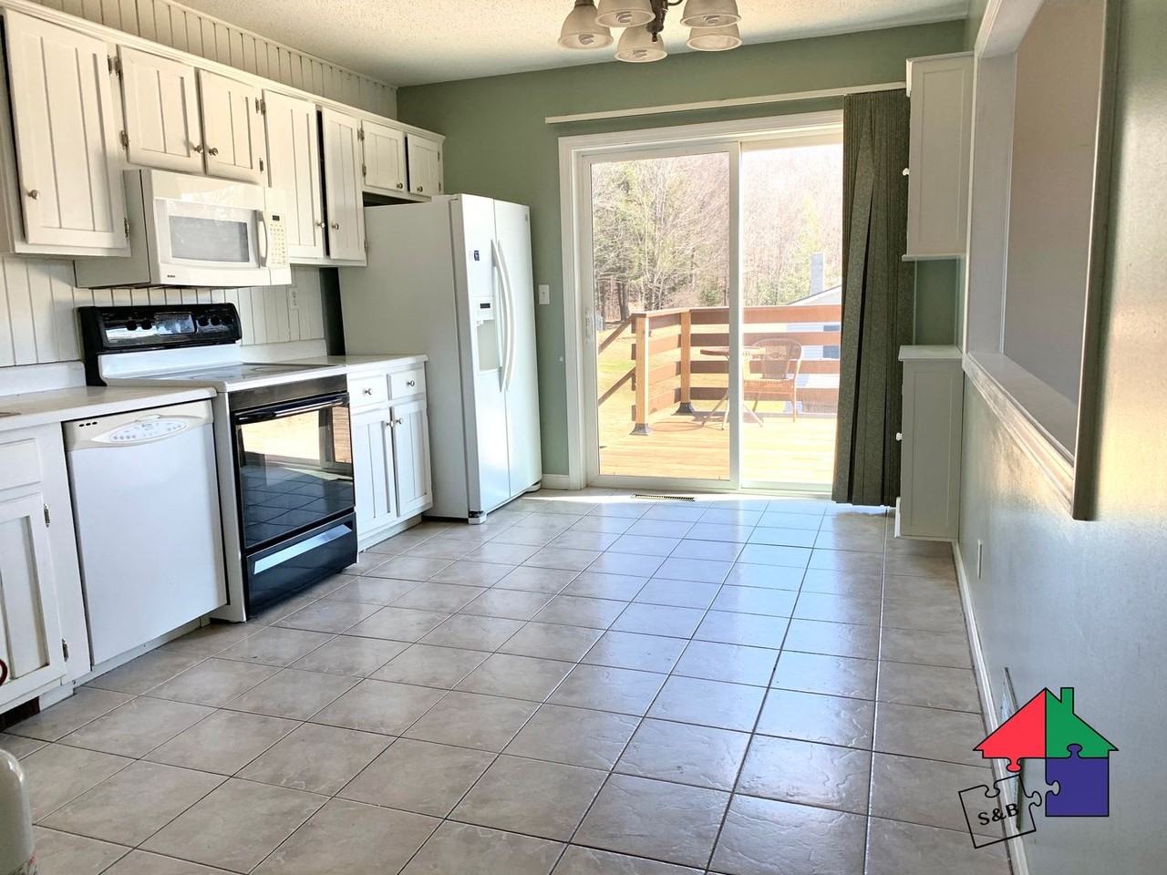 61 Spring Hollow Ln - Photo 7 of 22