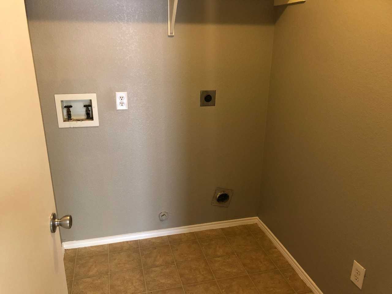 308 Chinaberry Trl - Photo 6 of 21