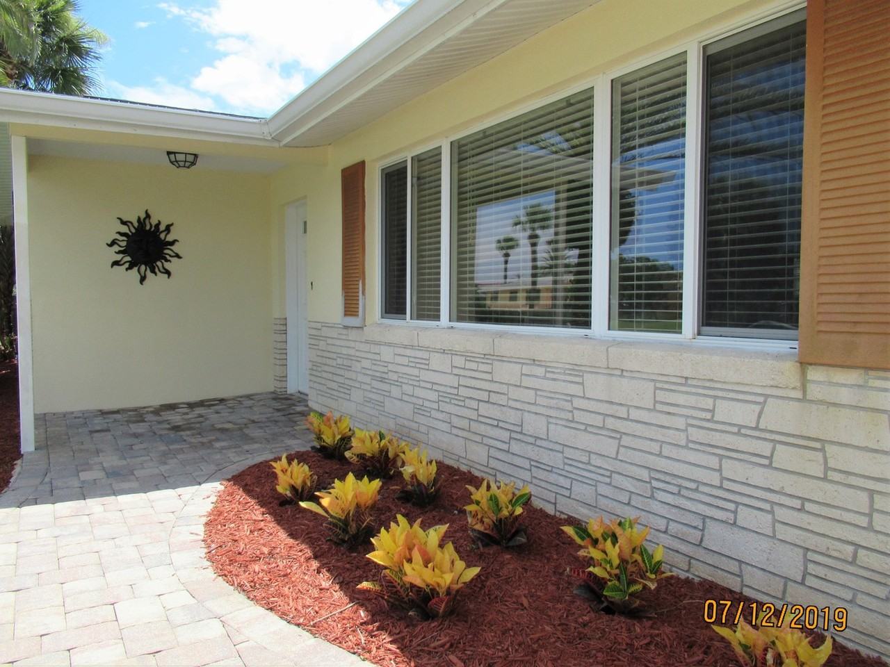 312 Georgetown Dr - Photo 2 of 16