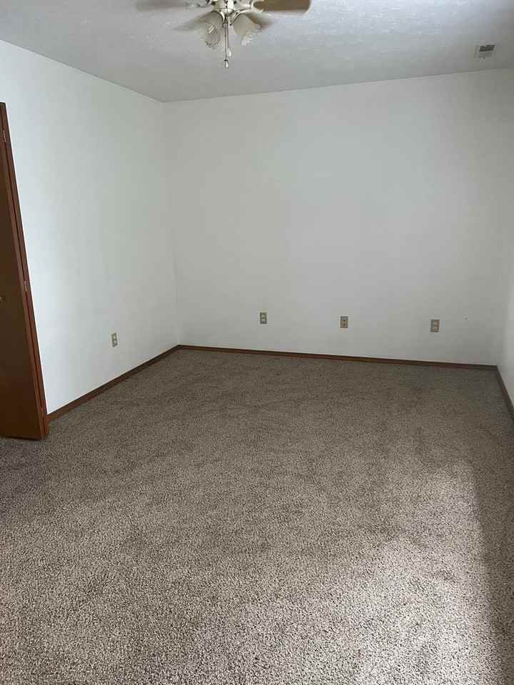 505 W Vine St #2 - Photo 6 of 11
