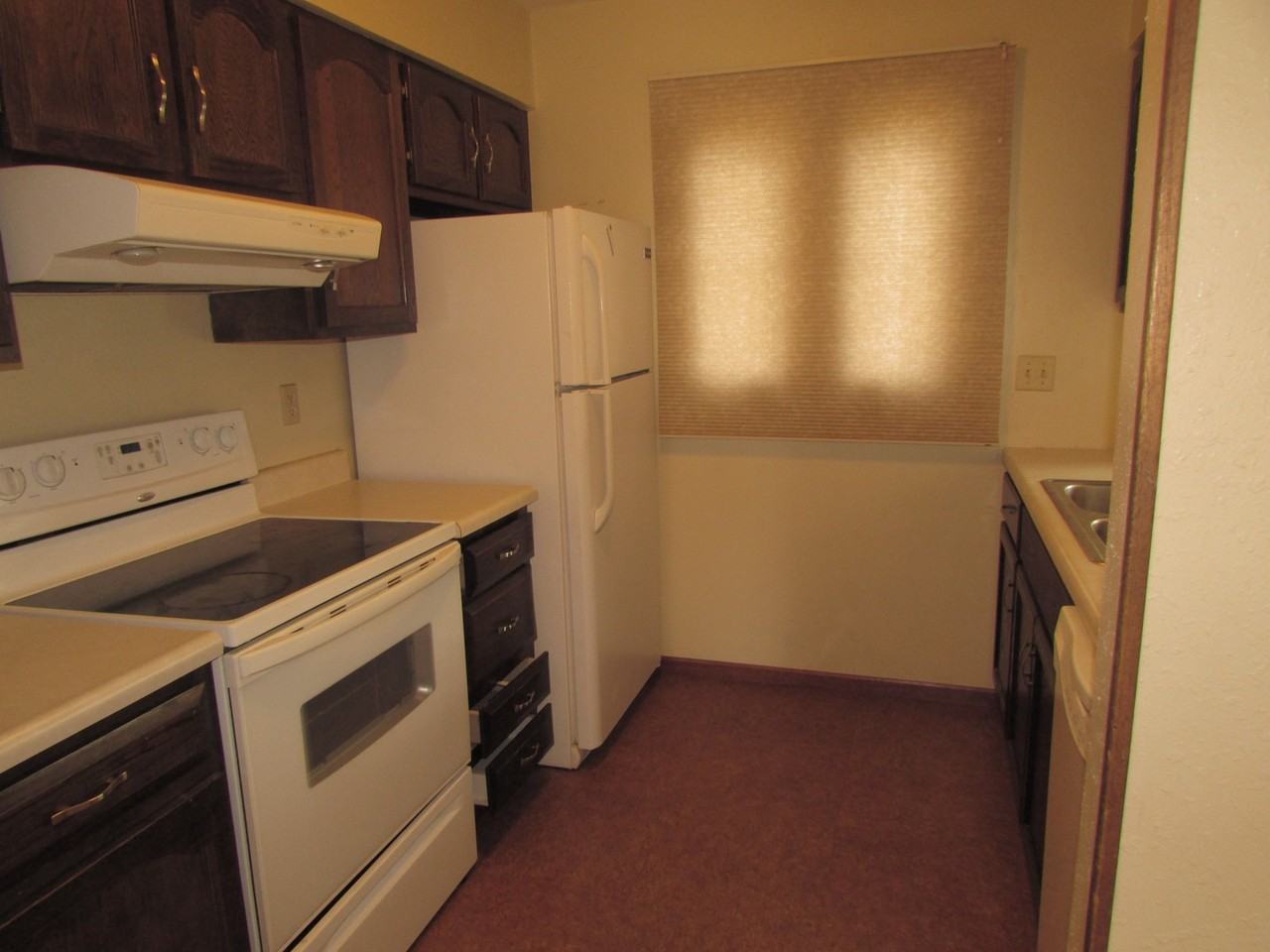 215 S Canyon Rd #2A - Photo 2 of 10