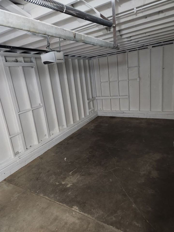 805 N 78th St - Photo 5 of 10