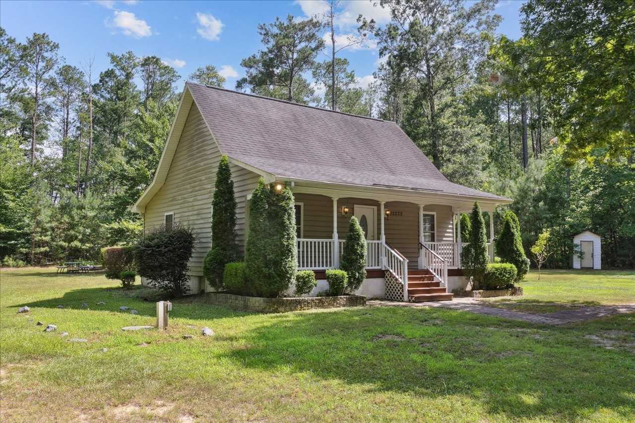 12375 Dogwood Trl - Photo 2 of 23