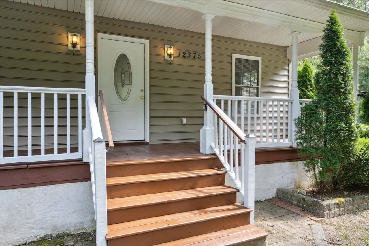 12375 Dogwood Trl - Photo 3 of 23