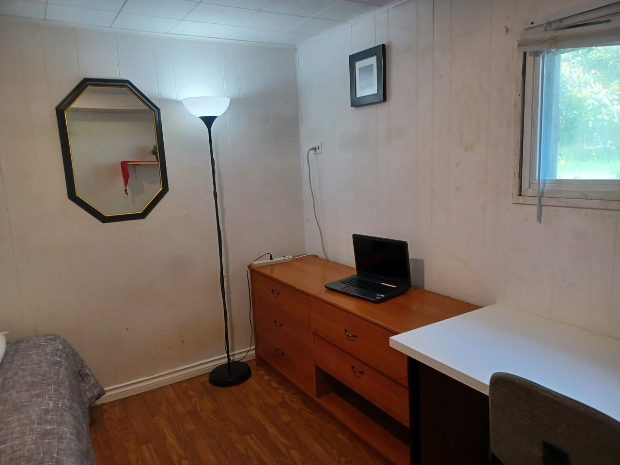 250 East 41st Avenue - Photo 2 of 6