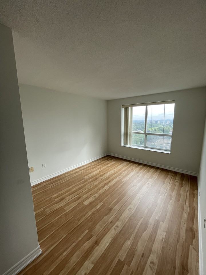 1 Pemberton Ave - Photo 2 of 18