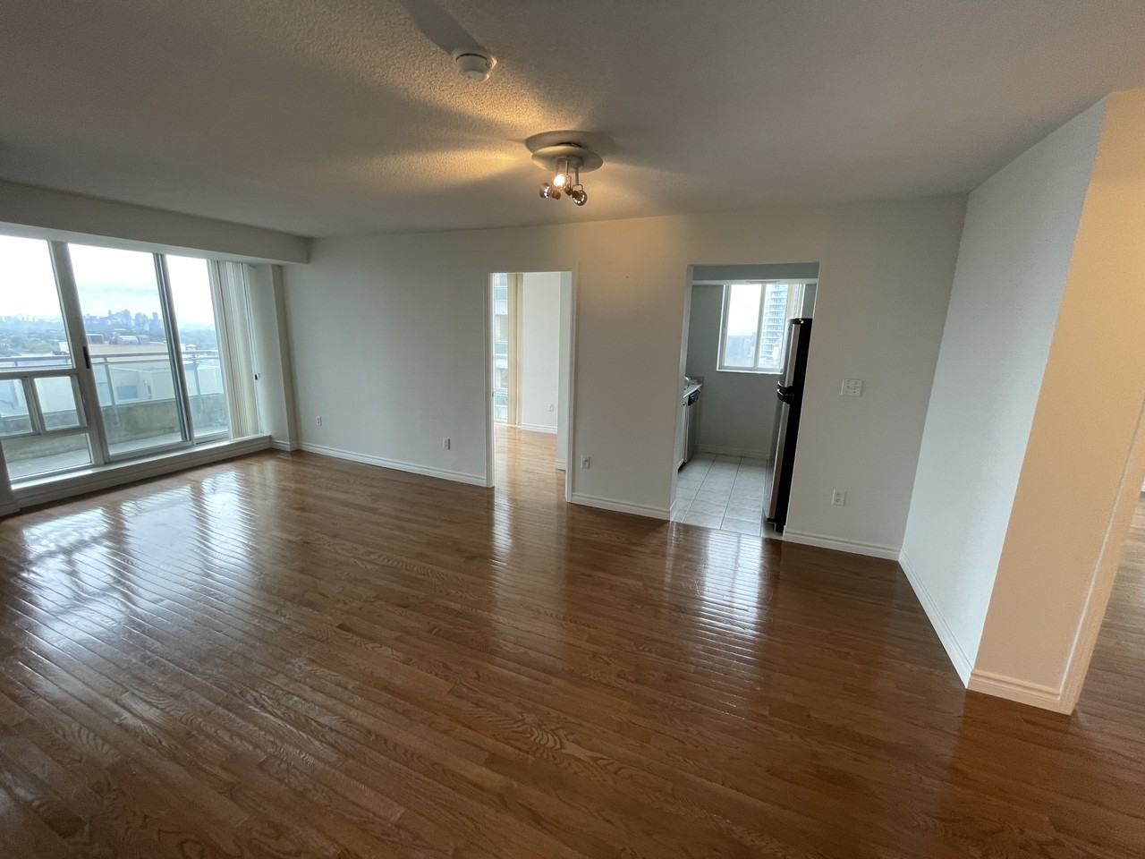 1 Pemberton Ave - Photo 2 of 18