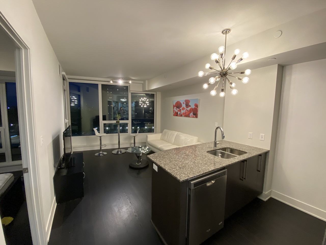 485 Richmond Rd - Photo 2 of 12