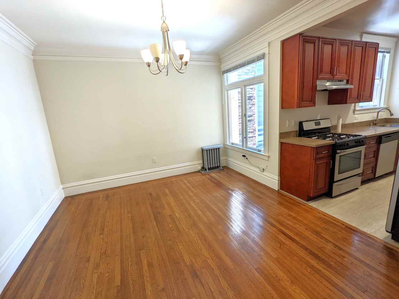 1045 Cabrillo St #2 - Photo 7 of 12