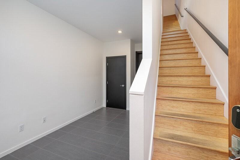 206 22nd Ave #C - Photo 2 of 16