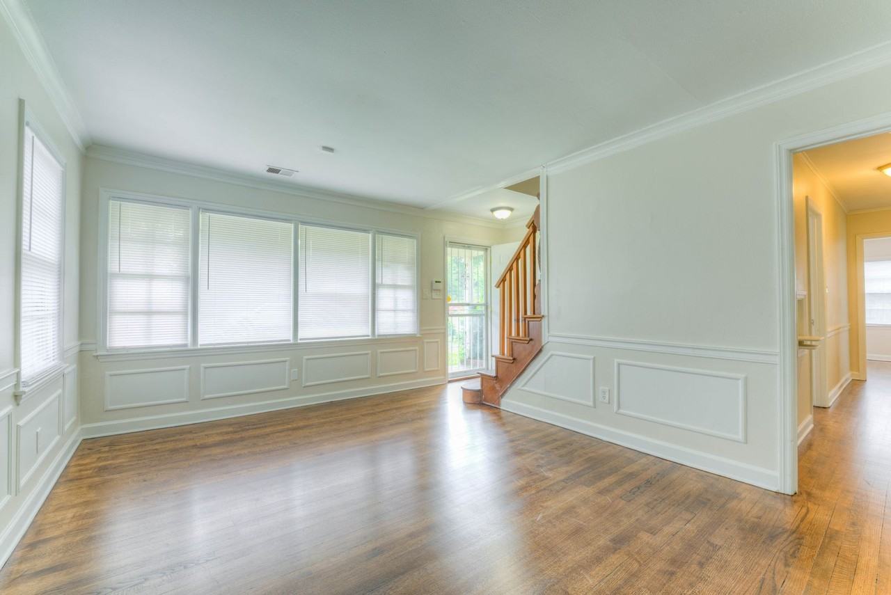 1261 W Perkins Rd - Photo 3 of 36