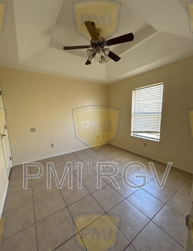 3114 E Diamondhead Ave #C - Photo 5 of 16