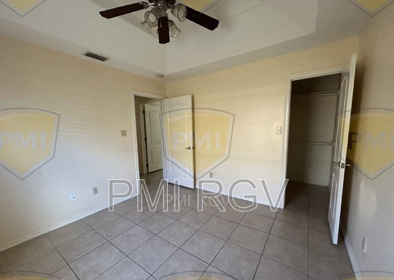 3114 E Diamondhead Ave #C - Photo 6 of 16