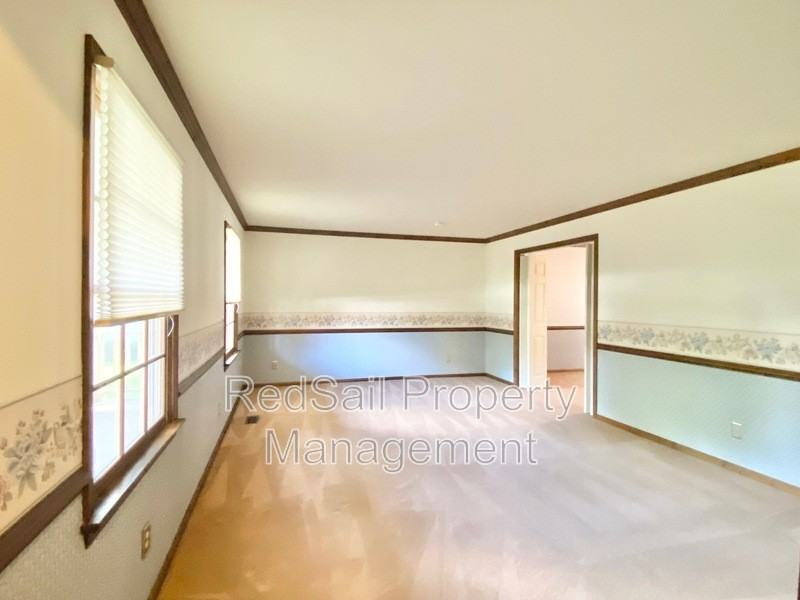 151 Racine Dr - Photo 3 of 26