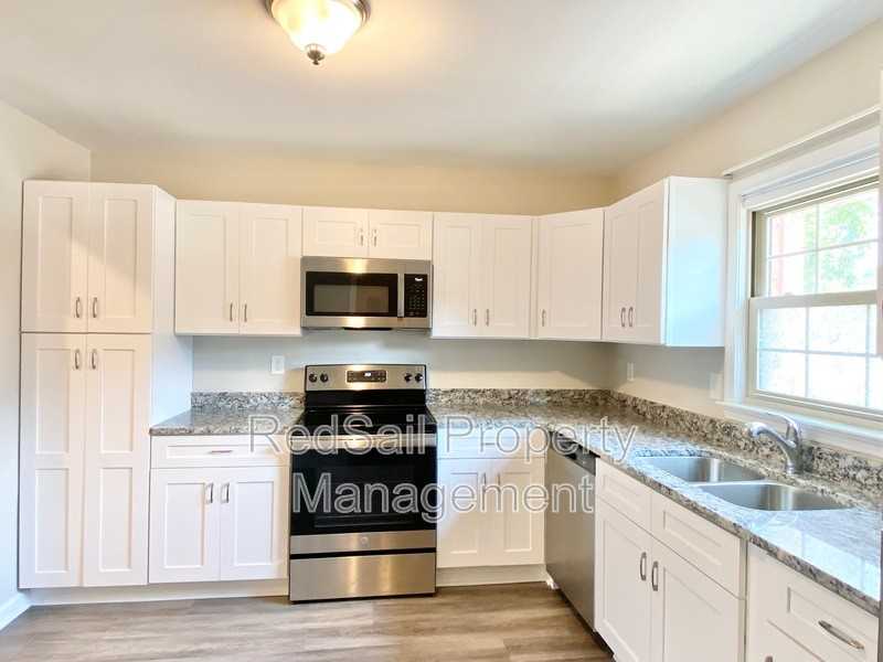 398 Circuit Ln #E - Photo 4 of 17