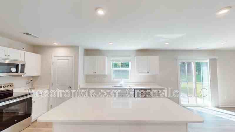848 Throckmorton Ct - Photo 5 of 24